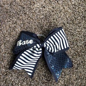 Ibase cheer bow